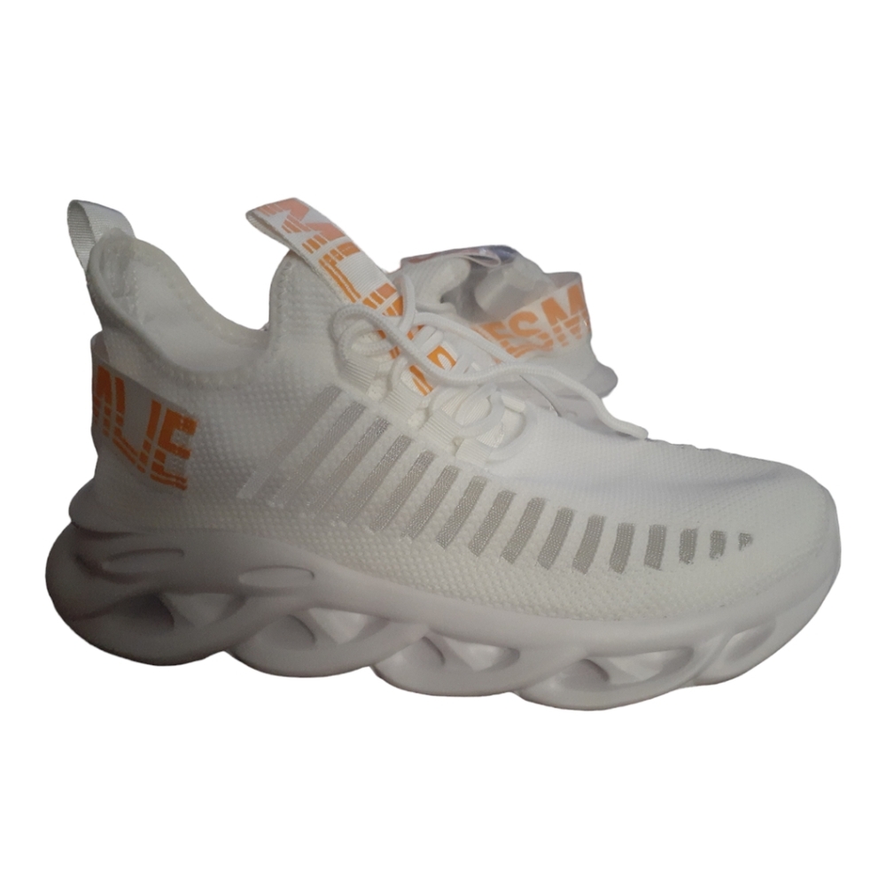 Womens Sports  Shoes Sz 10 Casual Sneakers Athletic Tennis Walking Gym White